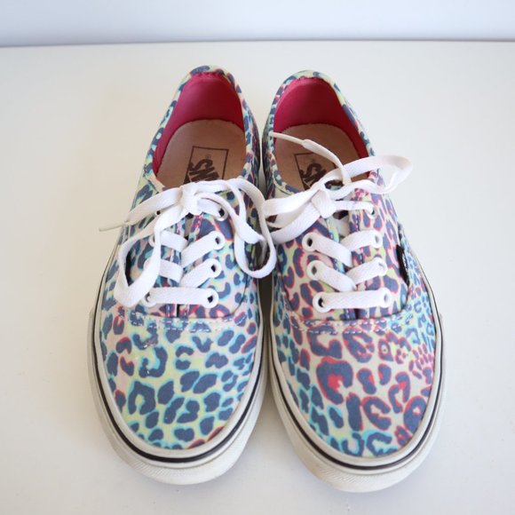 Vans Authentic Rainbow Leopard Print, Size 7 US Women's/5.5 Men's - Picture 3 of 12